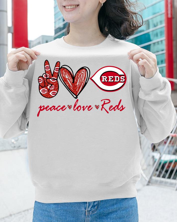Peace love Cincinnati Reds Logo t-shirt sweatshirt