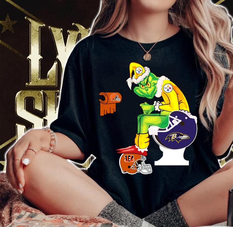 Pittsburgh Steelers Grinch Santa Baltimore Ravens Toilet t-shirt woman shirt