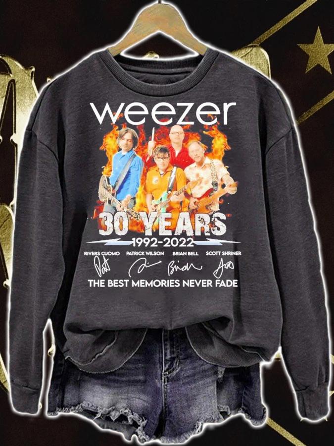 Weezer 30 years 1992 2022 the best memoreis never fade shirt t-shirt