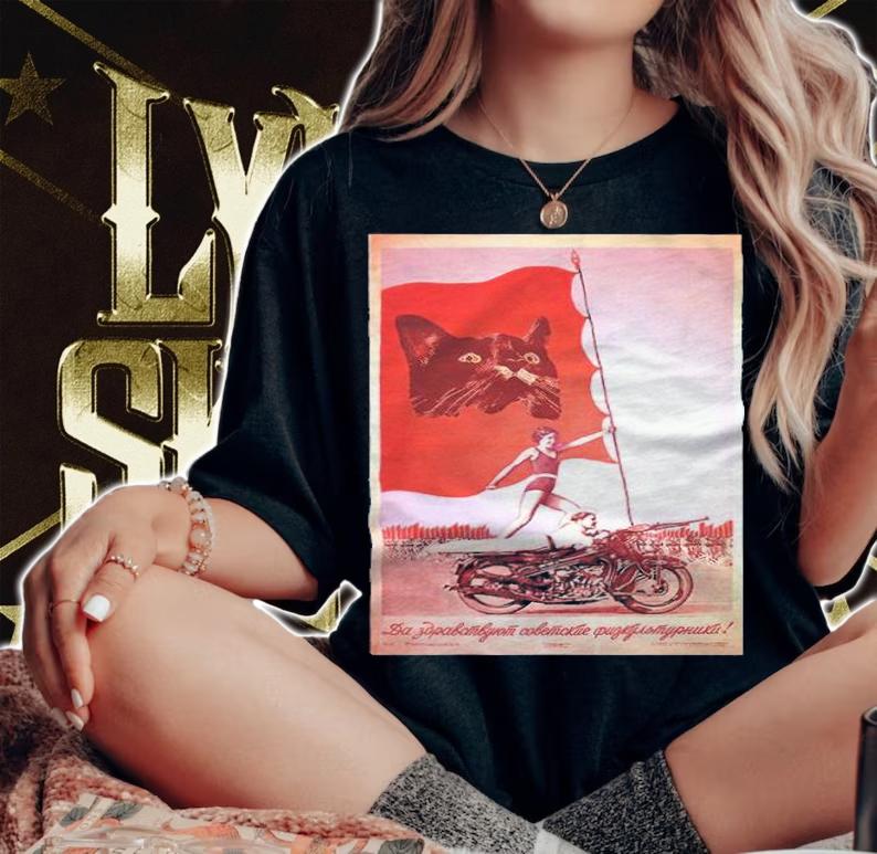 Red cat flag 90's Vintage T-shirt t-shirt