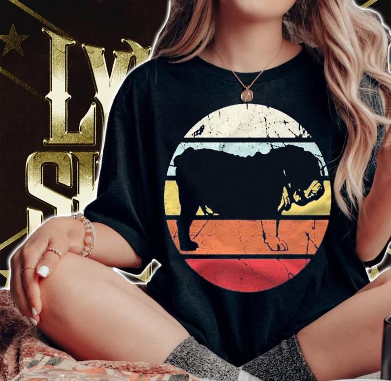 Distressed Retro Vintage English Bulldog Pet By Dog Shirt