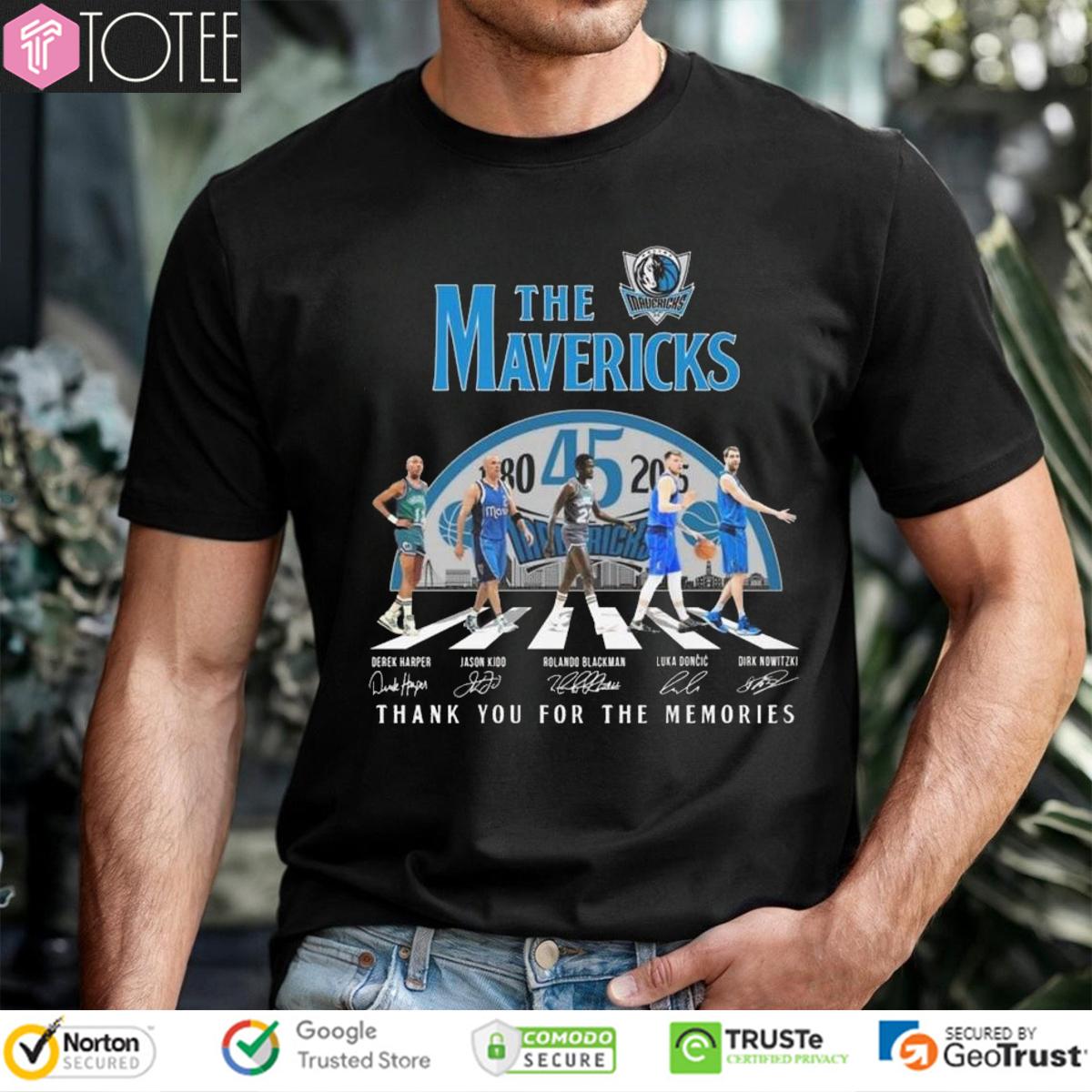 The Dallas Mavericks Abbey Road Signatures t-shirt